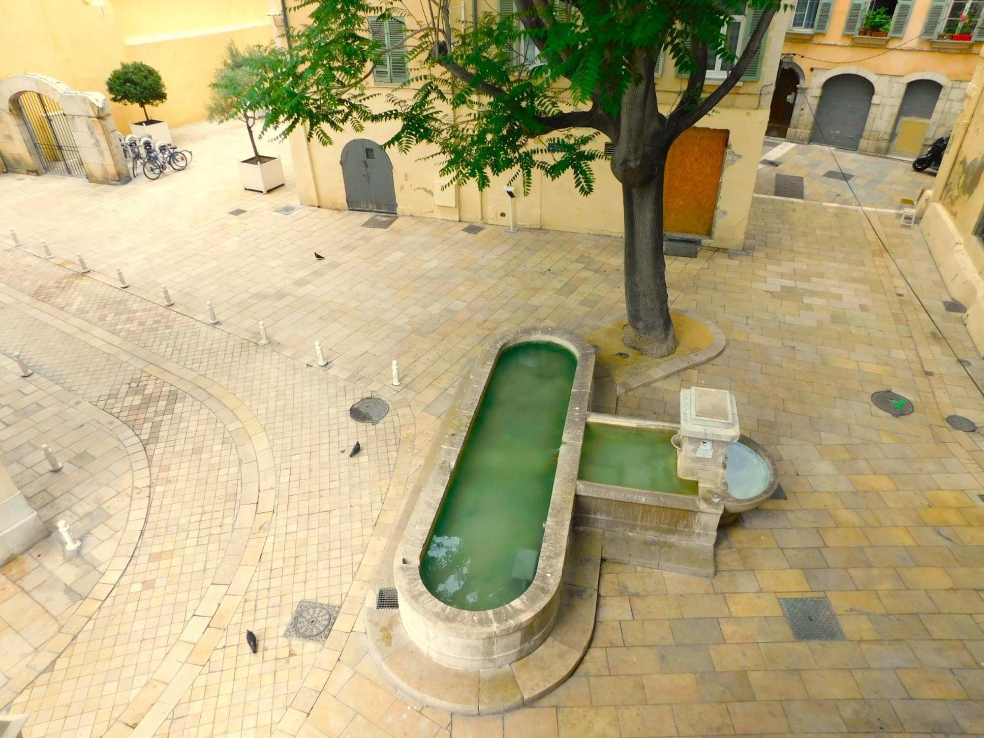 #2 Studio # Place Charmante Toulon Exterior photo