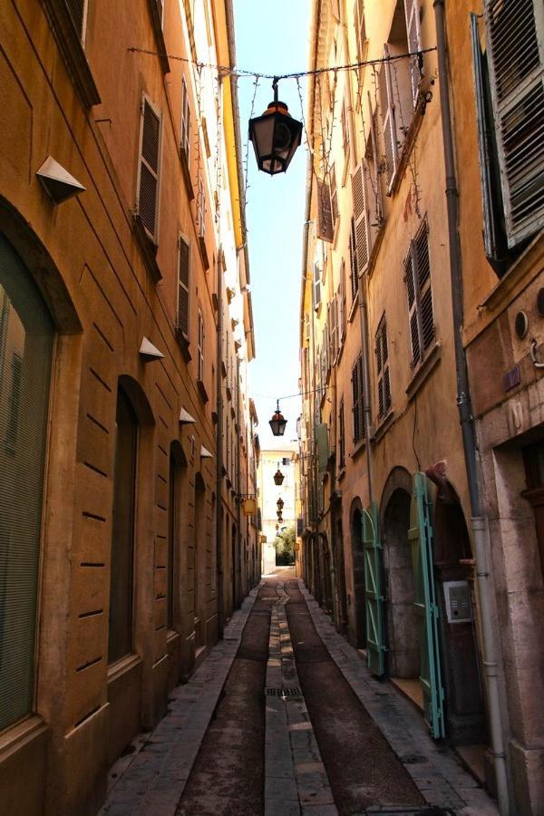 #2 Studio # Place Charmante Toulon Exterior photo